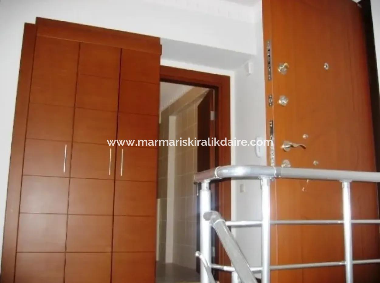 Luxus-Duplex-Wohnung Zum Verkauf In Der Website, Mit Schwimmbad, Im Zentrum Von Marmaris