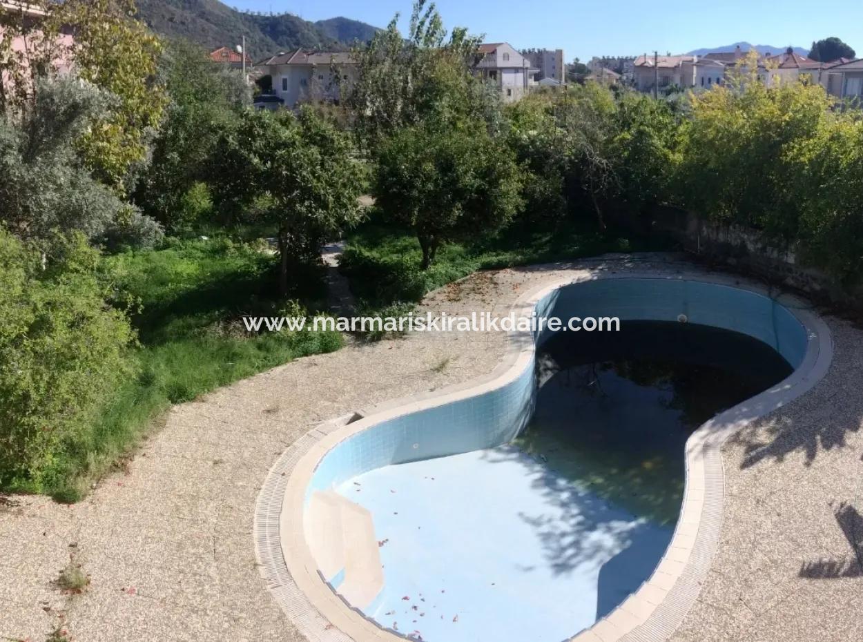 10 Schlafzimmer 2 Mit Pool Im Zentrum Von Marmaris.2500M2 Grundstück Zum Verkauf In Unserer Anlage.