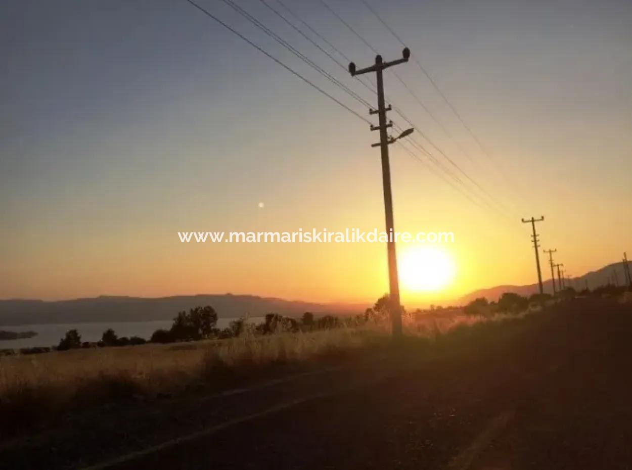 Die Stadt Von Köycegiz, Grundstück Zum Verkauf 19000M2 Ausbildung Absolvierte Er Das Viertel Mit Blick Auf Den See