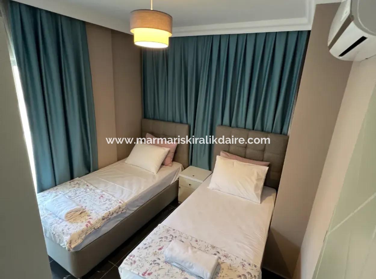 3 Zimmer, 1 Wohnzimmer, 3 Bäder, Ultra-Luxuriöse Tagesmiete Villa Mit Komplett Freistehendem Pool Im Viertel Marmaris Cetibeli