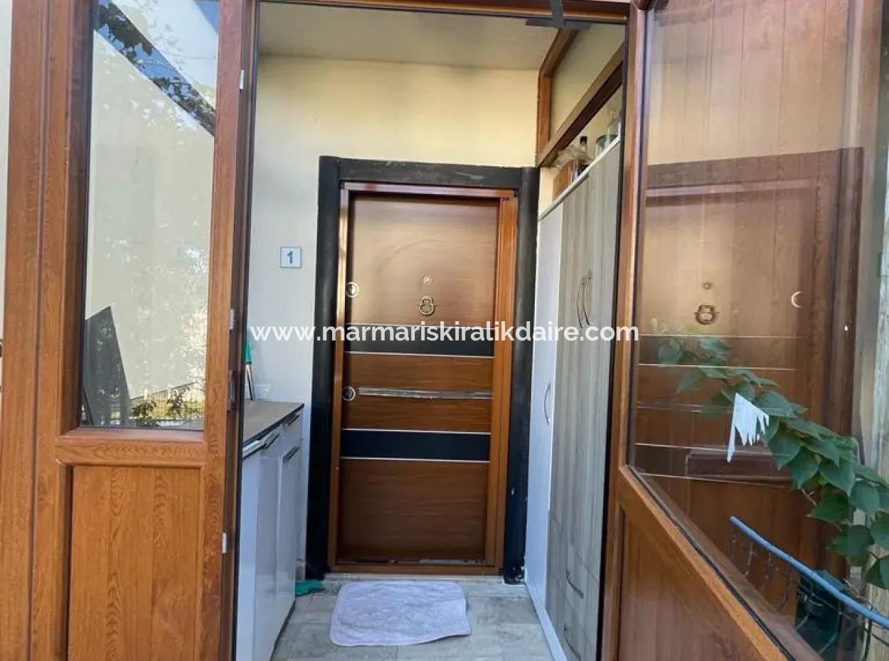 Erdgeschoss, Separater Eingang, In Einer Wohnanlage Mit Pool, 5 Minuten Von Türkbükü Entfernt.