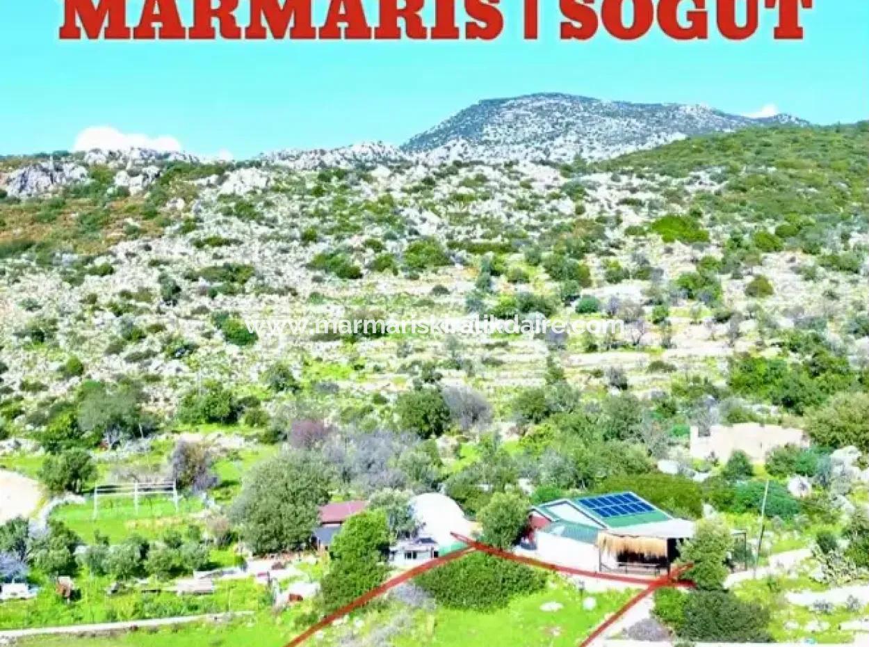 Ein 380M2 Großes Grundstück Zum Verkauf Am Meer In Söğüt Im Stadtteil Marmaris Von Einem Immobilienmakler