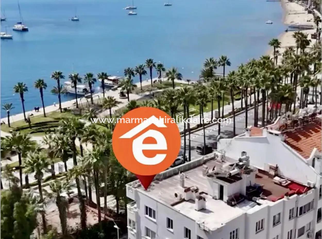 2 Zimmer 1 Wohnzimmer 106M2 Villa Wohnung Zum Verkauf In Herrlicher Lage Am Meer Im Zentrum Von Marmaris