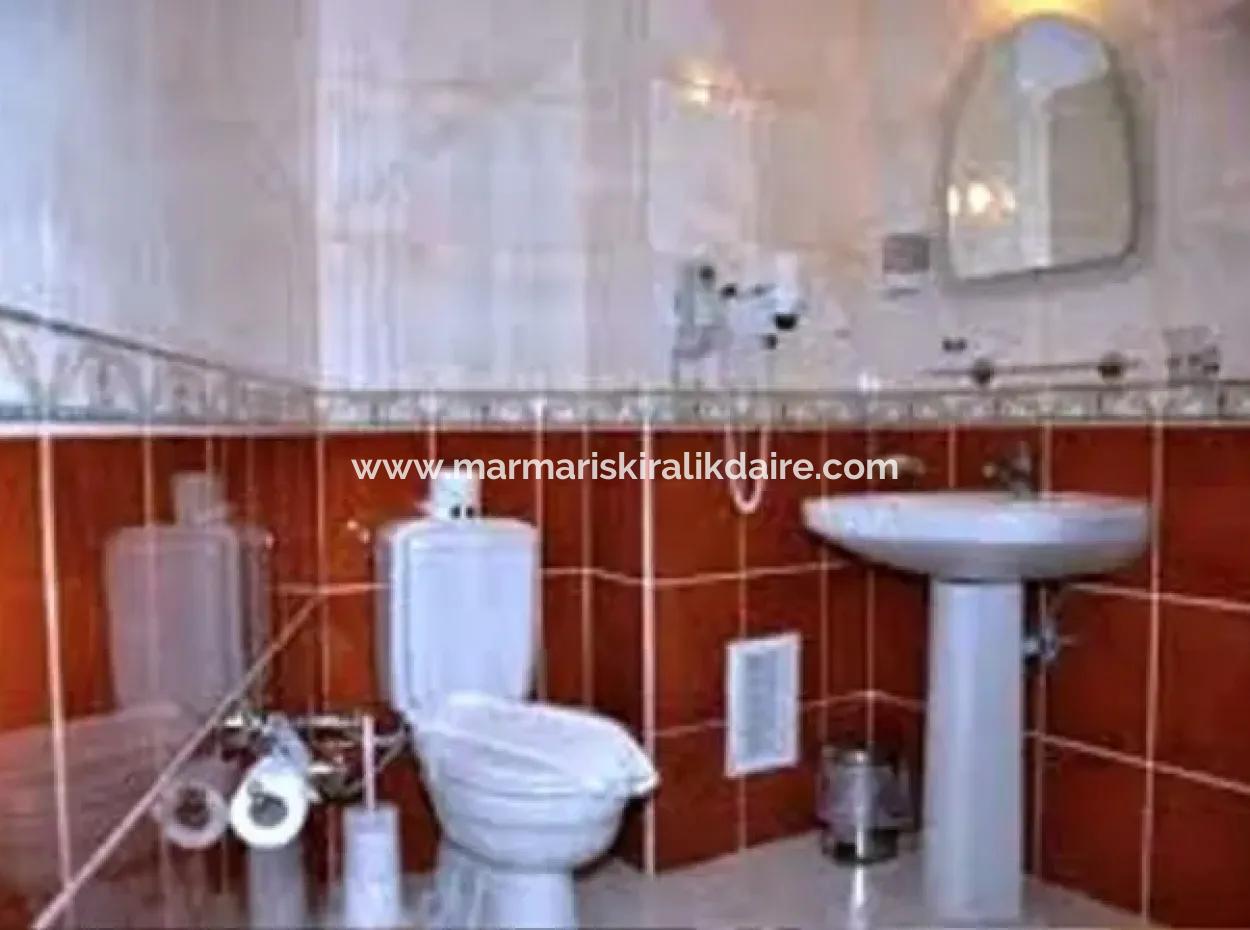 50 Zimmer-Hotel Zum Verkauf In Marmaris Zentrum