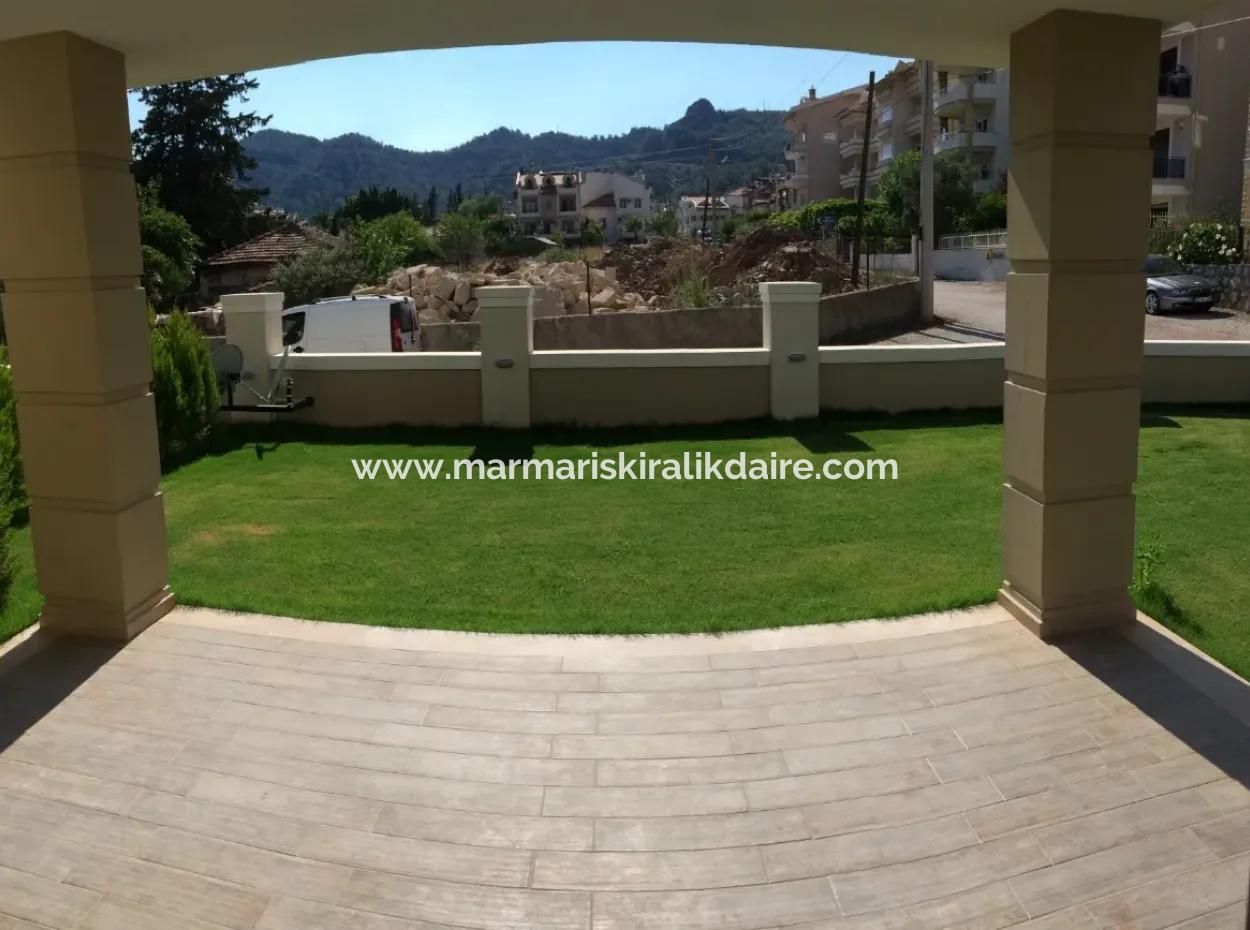 Marmaris Armutalan Detached Villa For Sale 4 Rooms 1 Living Room Twin With A Garden