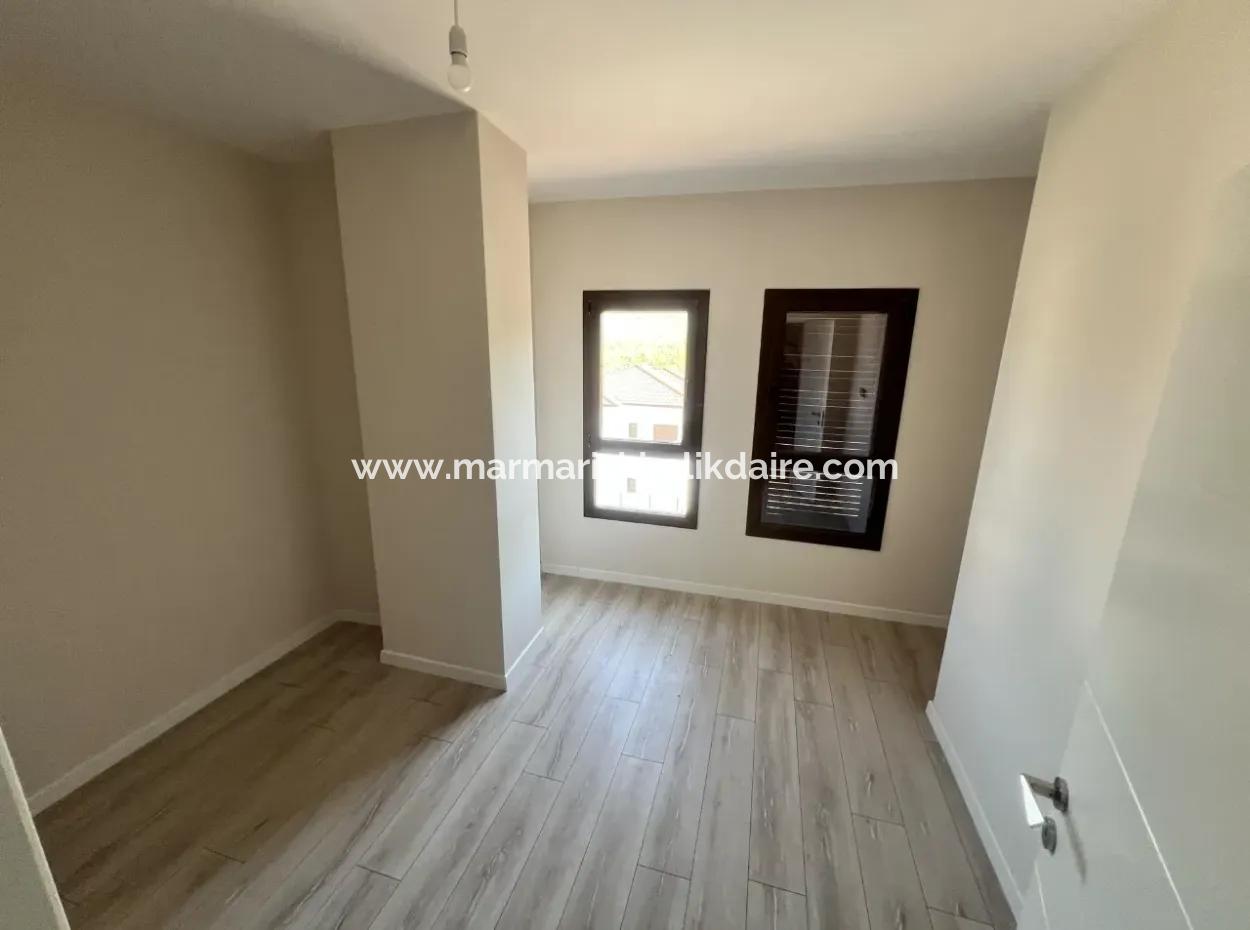 Villa For Sale In Marmaris Çetibeli Neighborhood With 3 Bedrooms And 3 Bathrooms In A Complex With A Detached Garden And Swimming Pool With Forest View