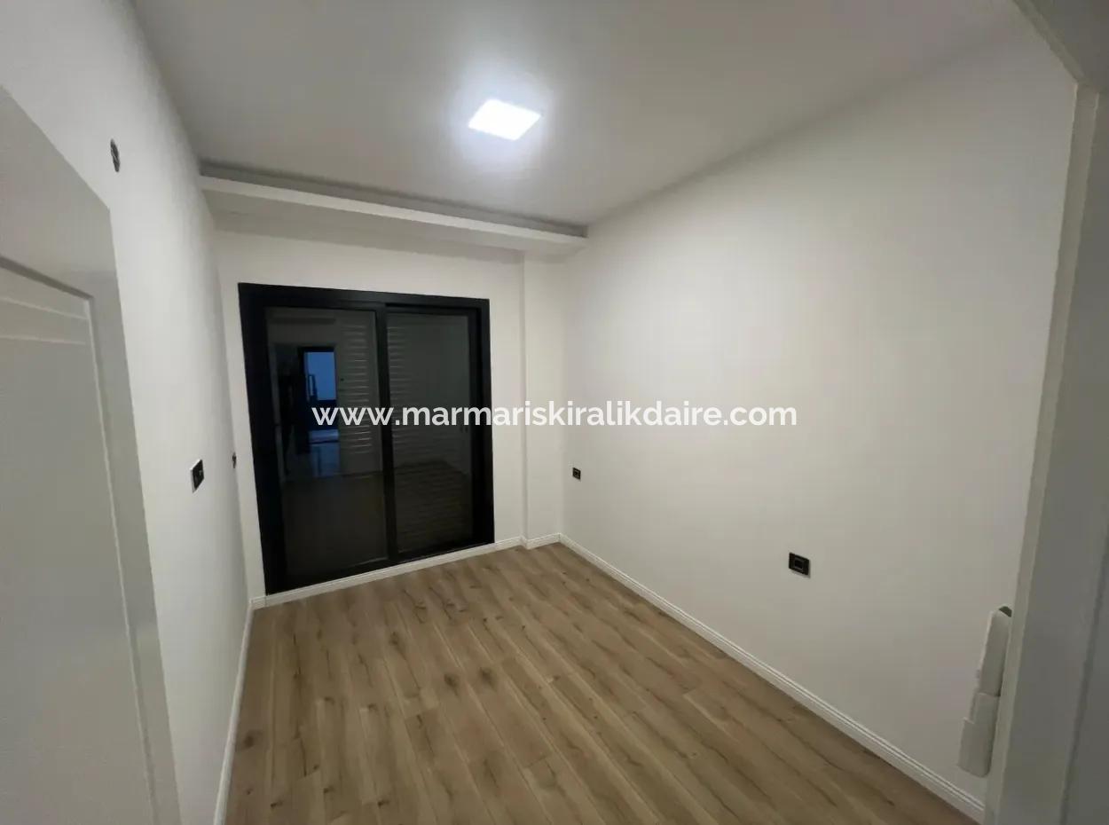Luxury Apartment For Sale In A Stylish Complex In The Center Of Marmaris, With Ground Floor, Garden, 3 Rooms, 1 Living Room, Parking Lot