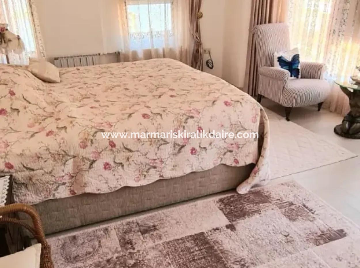 Villa For Sale In Armutalan, Marmaris With A Fully Detached Garden And Pool