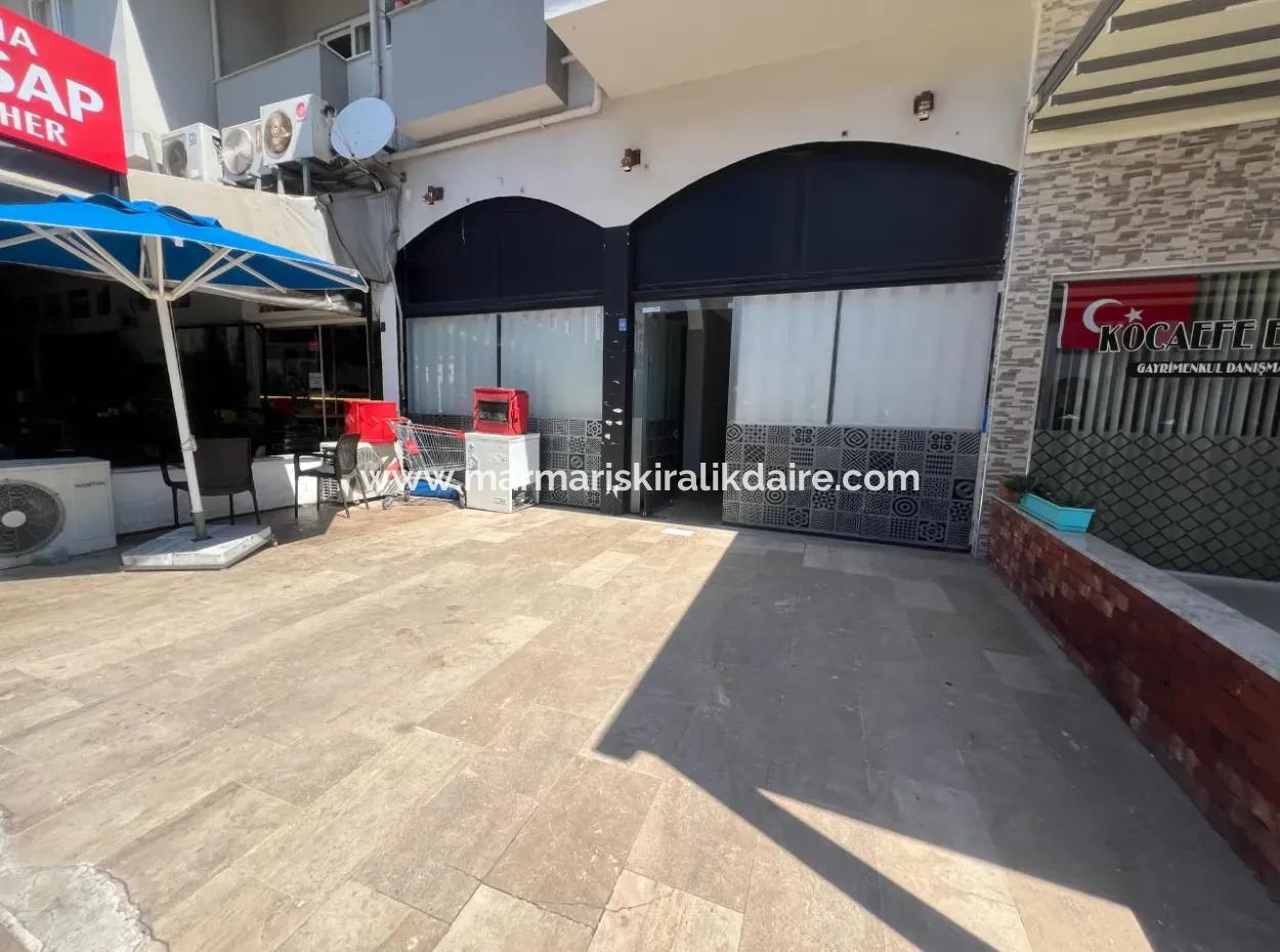 Shop For Sale 90M2 On The Main Street In The Center Of Armutalan, Marmaris