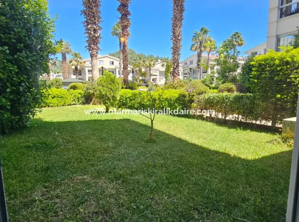 Camiavlu Neighborhood 3 1 Reverse Duplex For Sale In A Secure Site With Pool