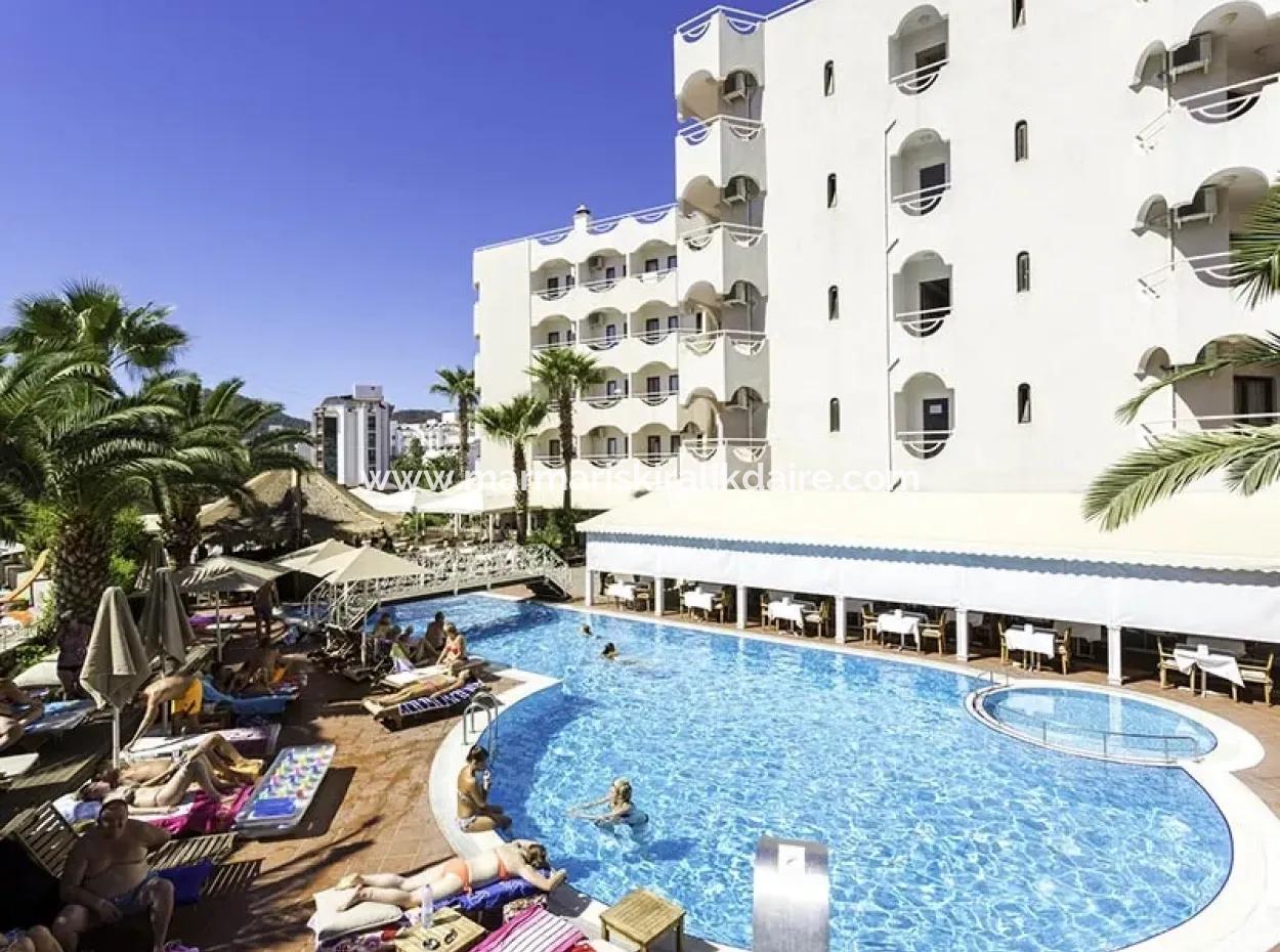 100 Room Hotel With Pool In The Centre Of Marmaris For Sale