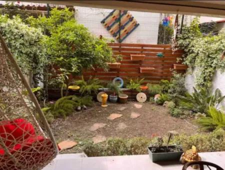 Çıldır Mahallesi 2 1 Garden Duplex Flat For Sale