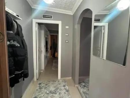 Camiavlu Neighborhood Building With 5 Flats For Sale