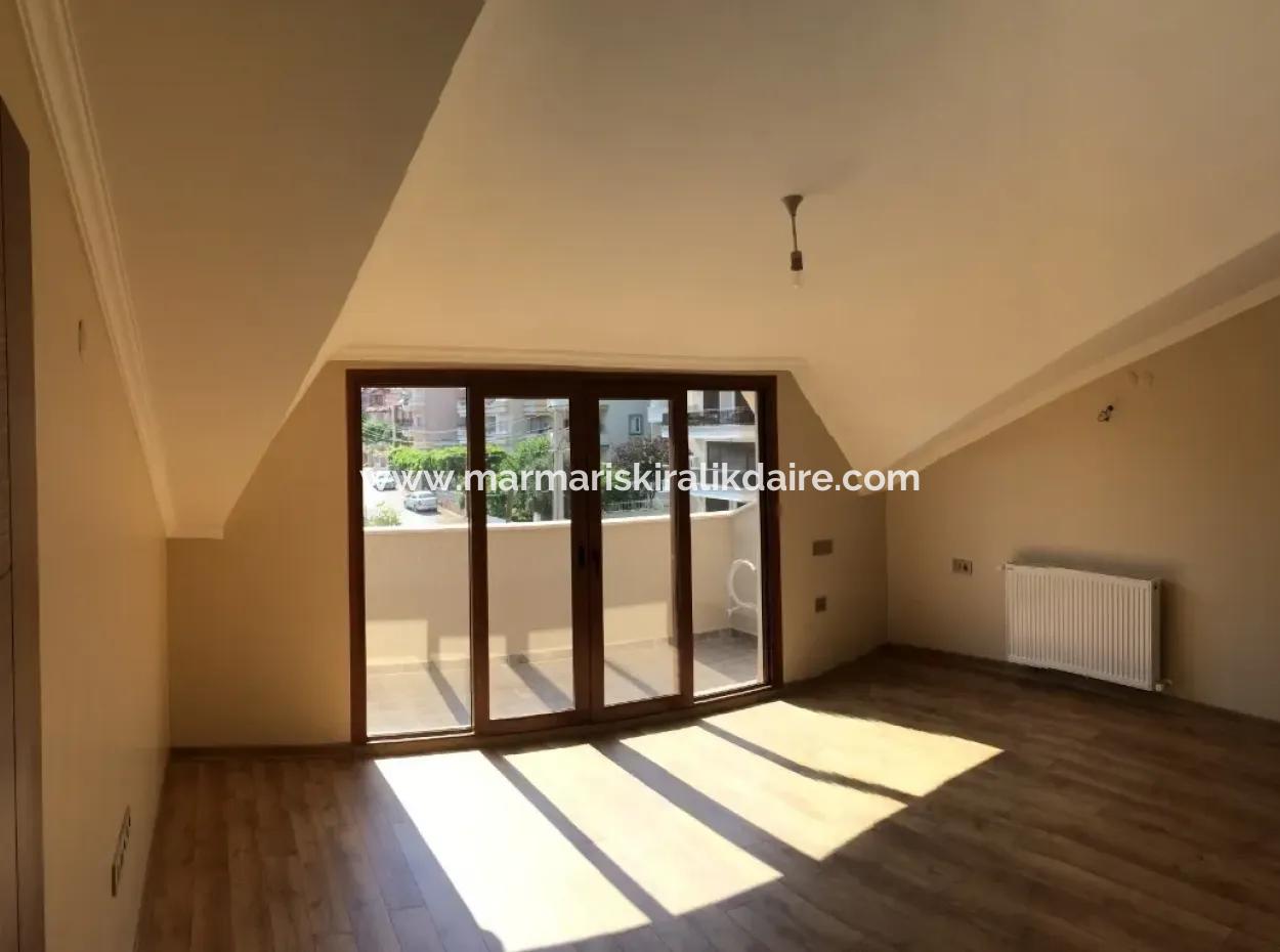 Marmaris Armutalan İkiz Müstakil Bahçeli 4 Oda 1 Salon Villa Satılık