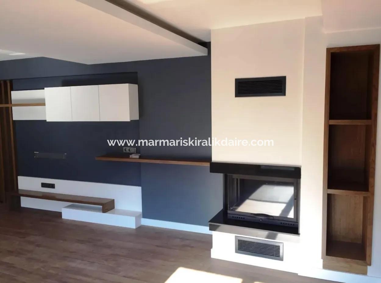 Marmaris İlçesi Beldibi Mahallesinde Satılık Müstakil Havuzlu 4 Oda 2 Salon 220 M2 Havuzlu Akıllı  Villa