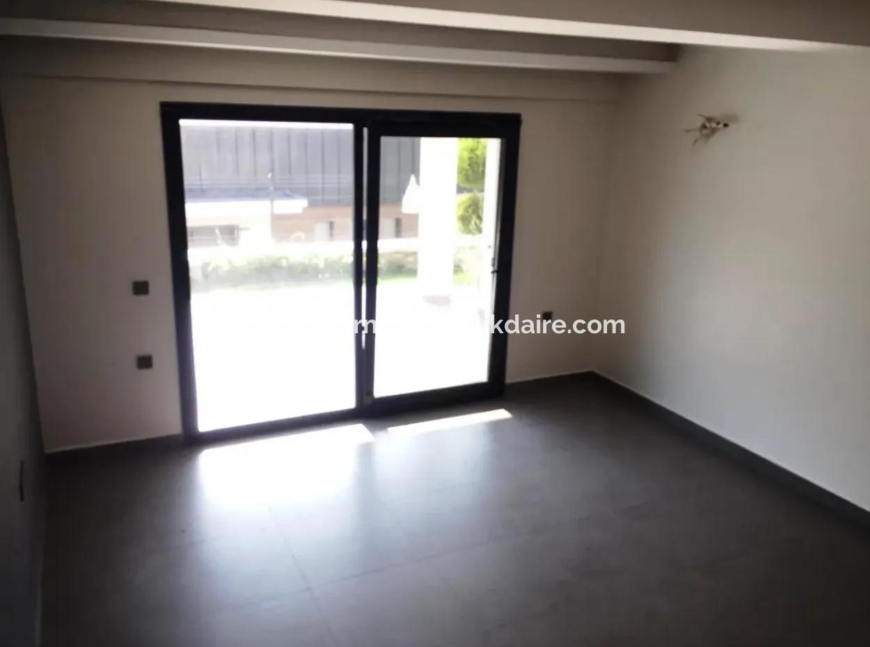 Marmaris İlçesi Beldibi Mahallesinde Satılık Müstakil Havuzlu 4 Oda 2 Salon 220 M2 Havuzlu Akıllı  Villa