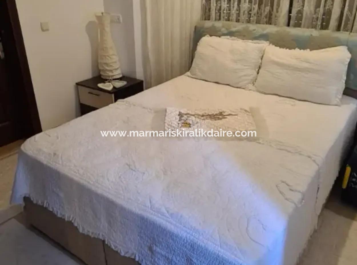 Marmaris Armutalan Mevkiinde Tam Müstakil Bahçeli Havuzlu Satılık Villa