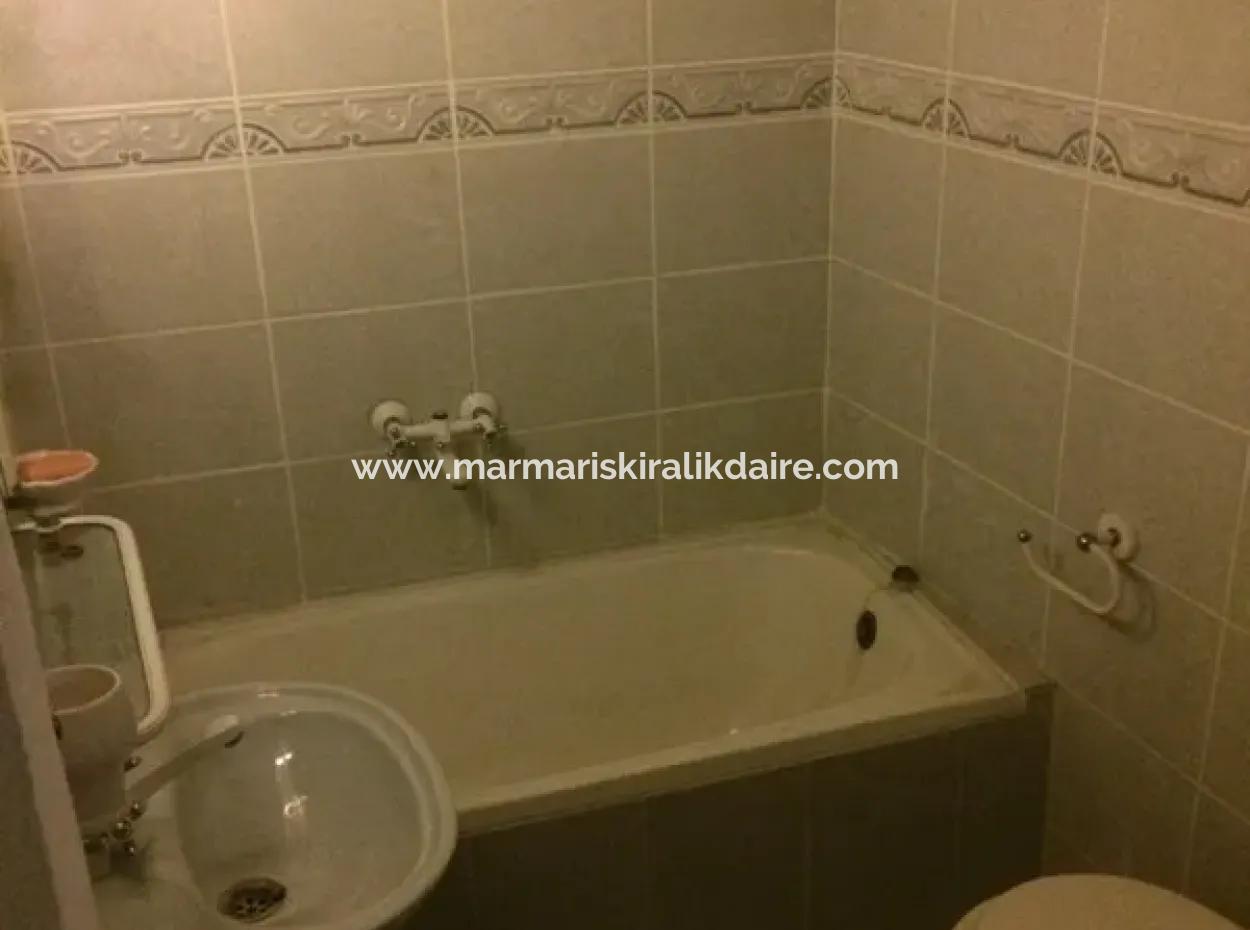 Gökova Bölgesinde Satılık Yüzme Havuzlu 8 Oda Taş Villa 740M2 Arsa