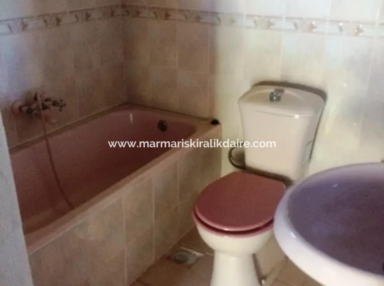 Gökova Bölgesinde Satılık Yüzme Havuzlu 8 Oda Taş Villa 740M2 Arsa