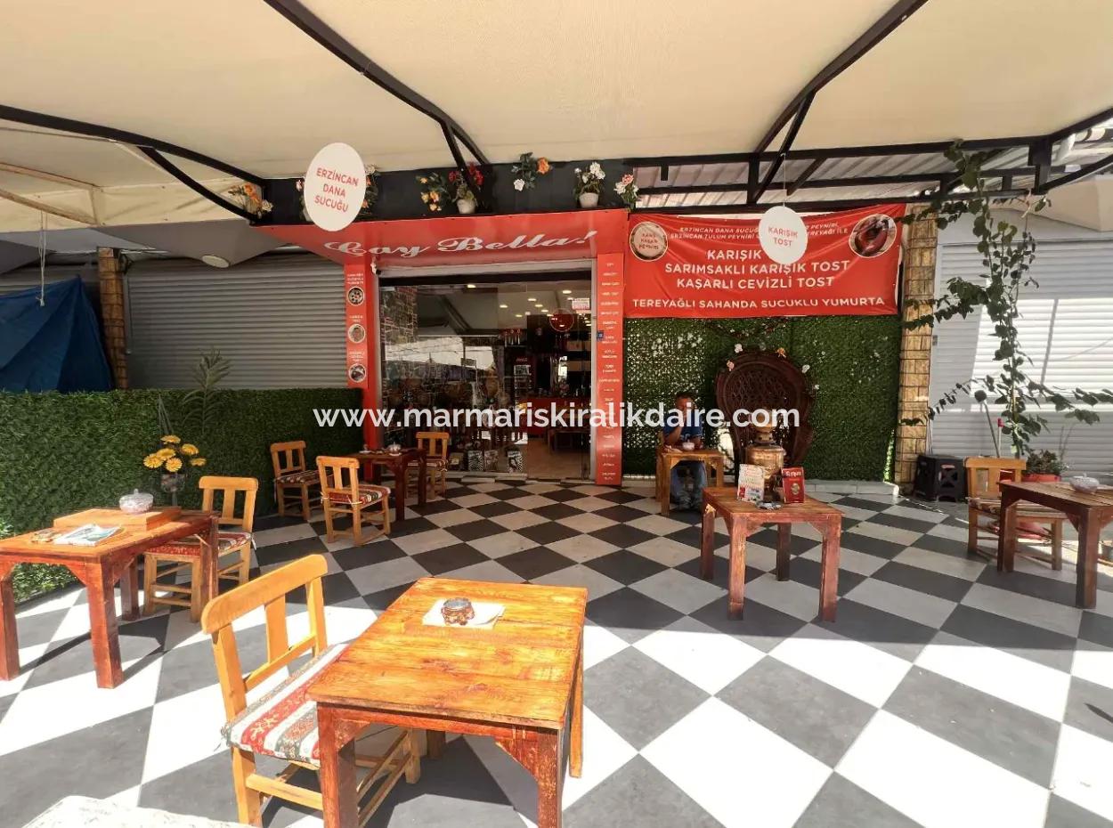 Marmaris Hareketli Merkezinde Eşsiz Konsepti İle Hazır Müşterisi Olan Satılık Dükkan