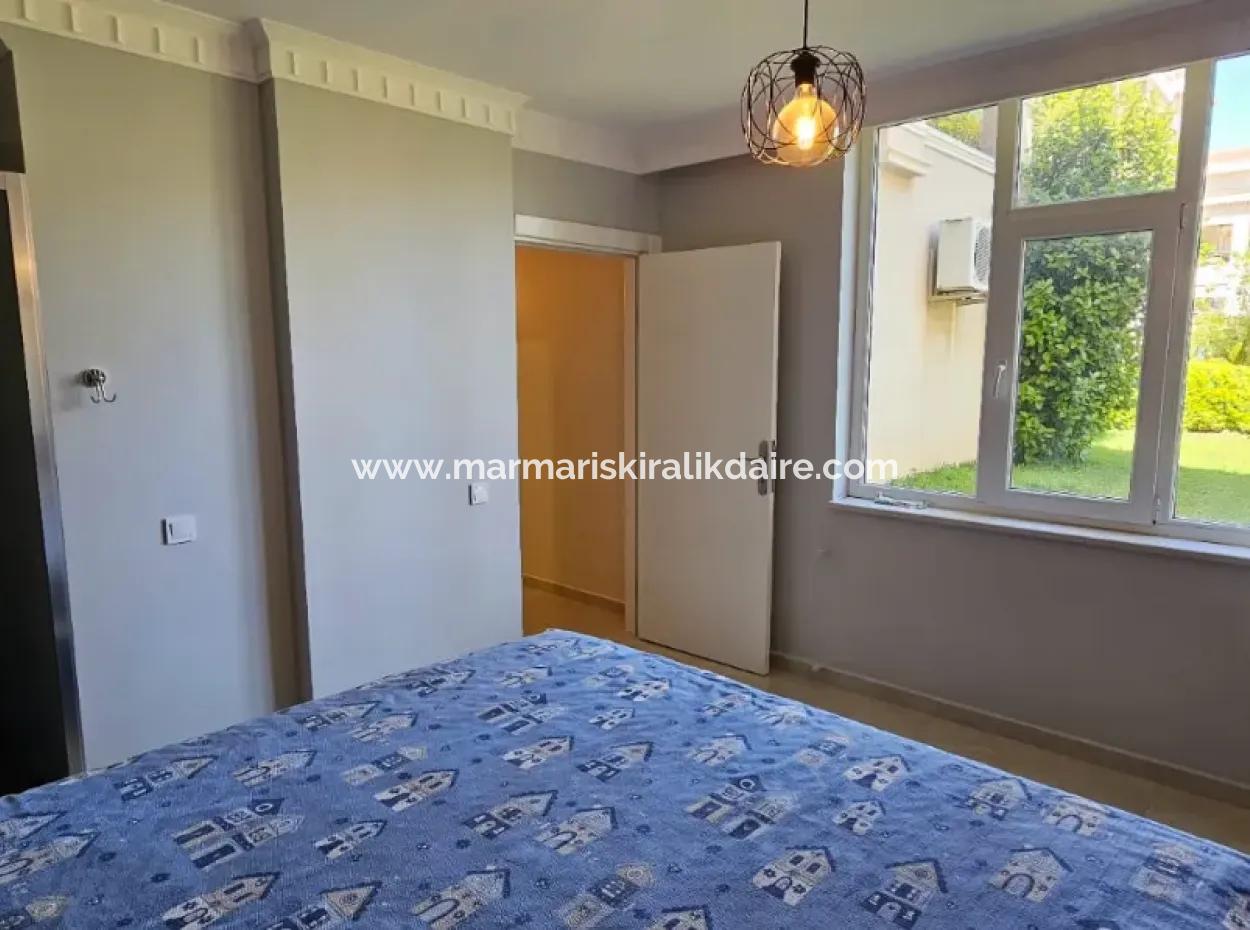 Camiavlu Mahallesi Havuzlu Güvenlikli Sitede 3+1 Satılık Ters Dubleks