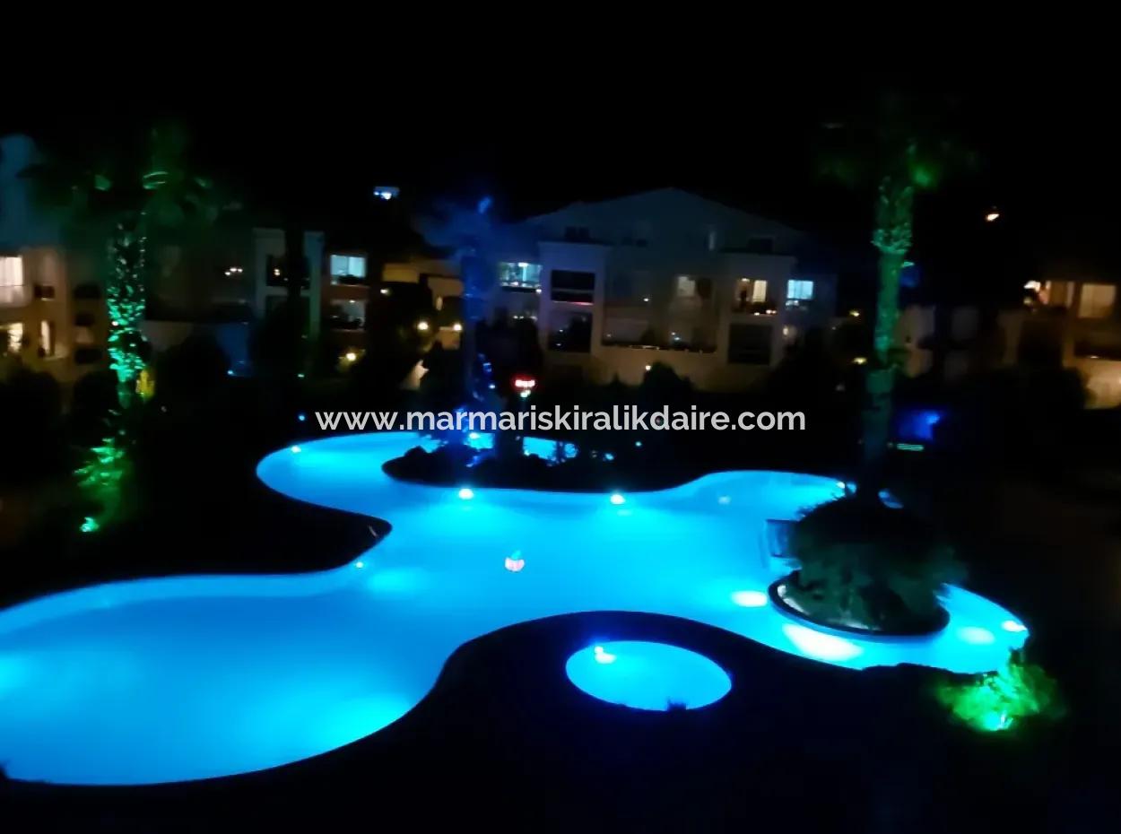 Camiavlu Mahallesi Havuzlu Güvenlikli Sitede 3+1 Eşyalı-Eşyasız Kiralık Daire