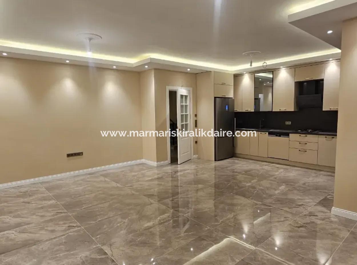 İçmeler Mahallesi 4+1 Tam Müstakil Sıfır Satılık Villa