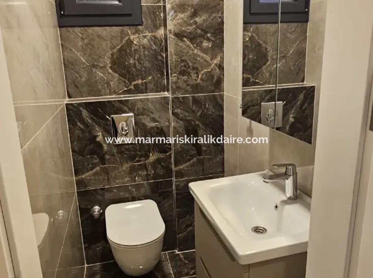 İçmeler Mahallesi 4+1 Tam Müstakil Sıfır Satılık Villa