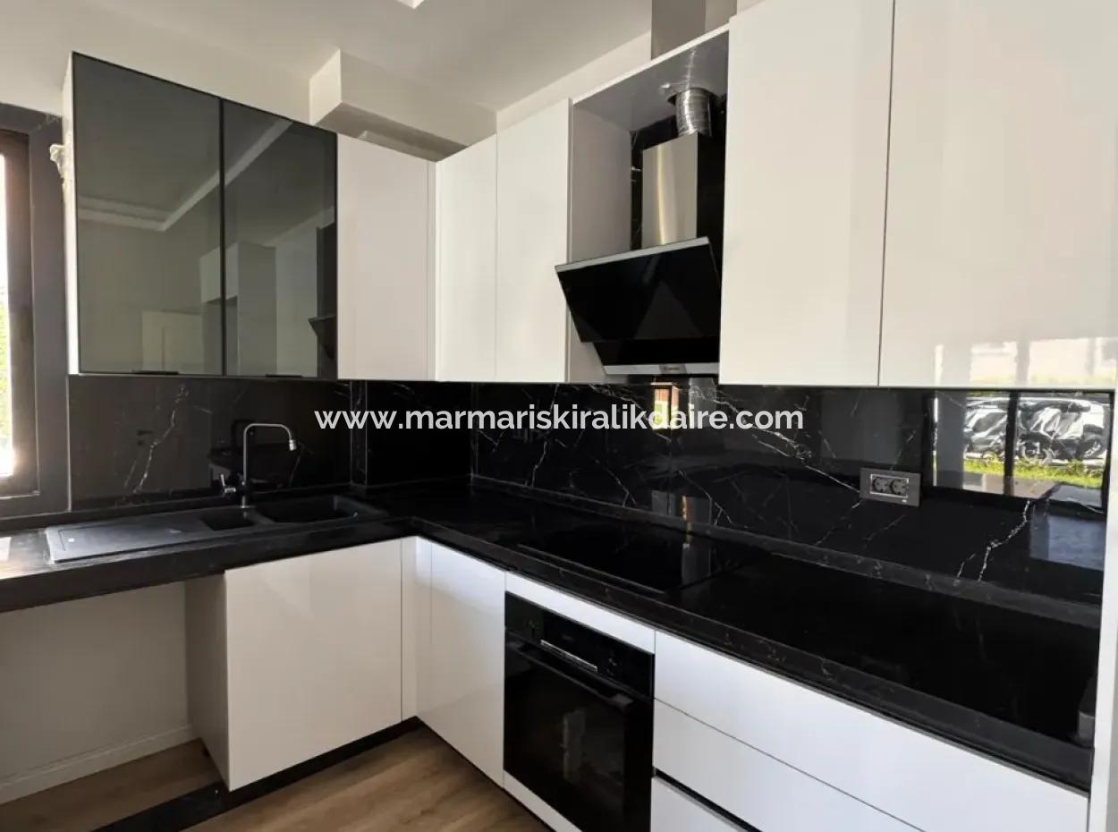 Kemeraltı Mahallesi 4+1 Satılık Müstakil Villa
