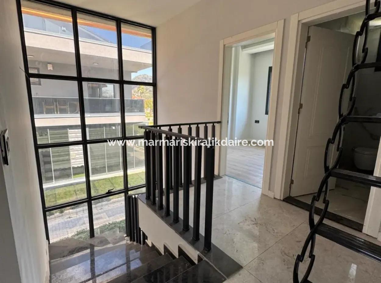 Kemeraltı Mahallesi 4+1 Satılık Müstakil Villa