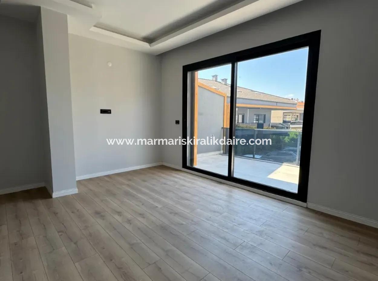 Kemeraltı Mahallesi 4+1 Satılık Müstakil Villa