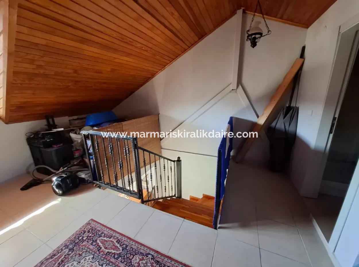 Armutalan Mahallesi Satılık 3÷1 Müstakil Tripleks Ev