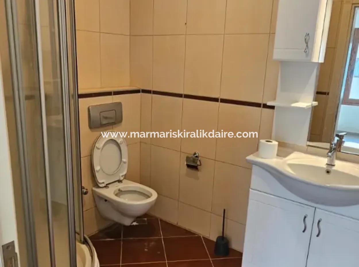Marmaris Siteler Mahallesi’nde 3+1 Havuzlu Kiralık Lüks Daire
