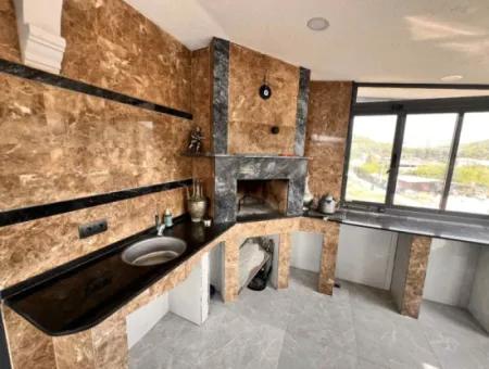 Harika Bir Portföy! Marmaris'in Eşsiz Doğası Ve Merkeze Yakın Konumu,.Komple Kiralık Kurumsala Uygun 5 Adet 2+1 Full Eşyalı Daire Mevcut Bina