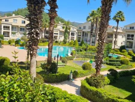 Camiavlu Mahallesi Havuzlu Güvenlikli Sitede 3+1 Satılık Ters Dubleks