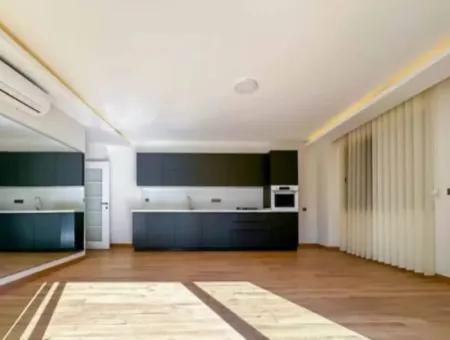 Çıldır Mahallesi 2+1 Yüksek Giriş Otoparklı  1 Yaşında Satılık Daire